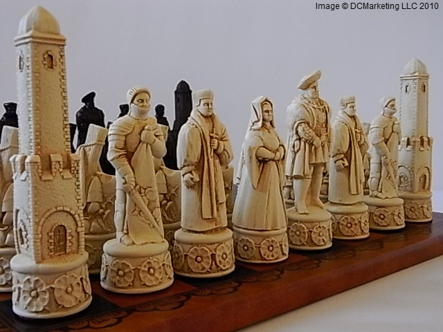 Henry VIII Plain Theme Chess Set